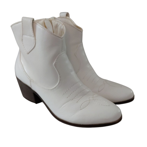 RAMPAGE Cowgirl Boots White Western Women's Booties Size 7.5 - Picture 9 of 10